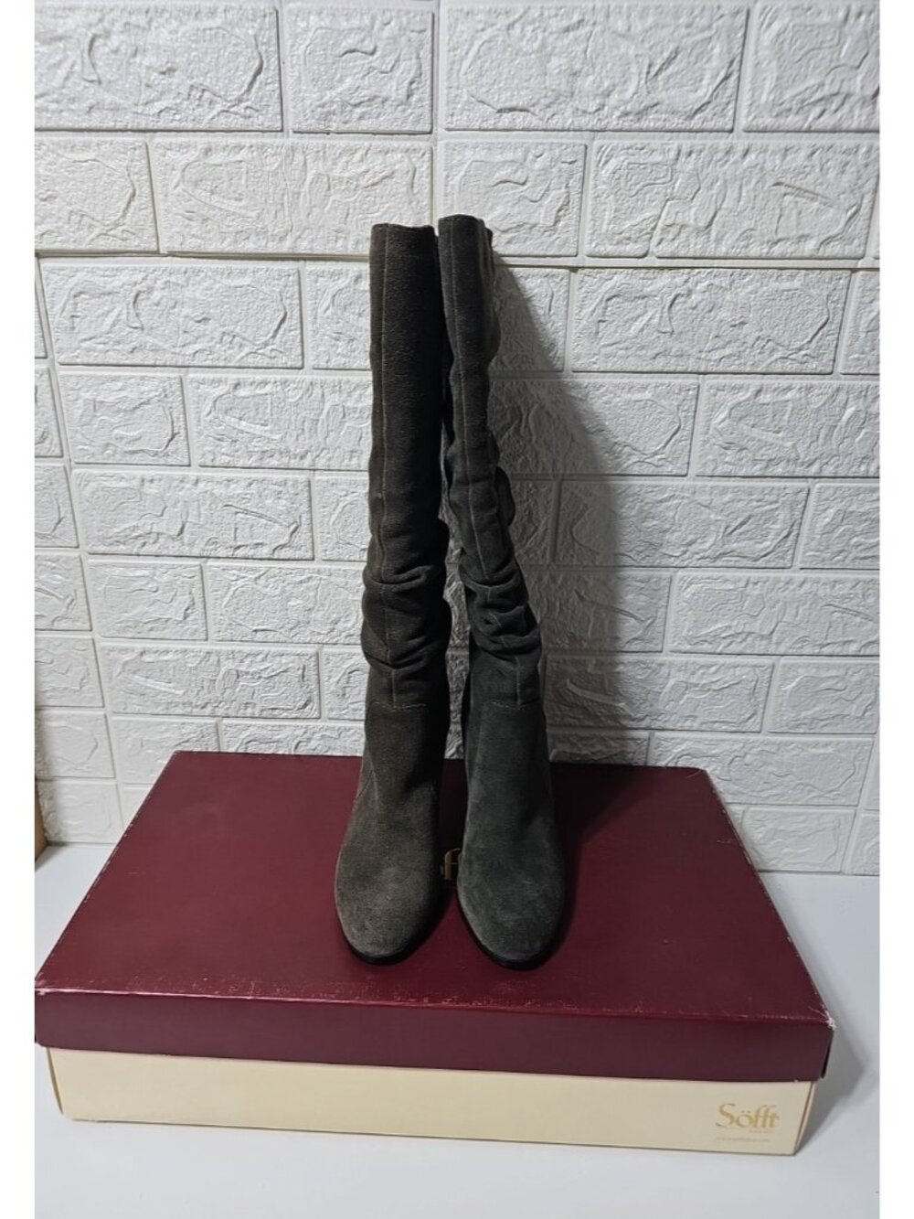 Sofft Women’s Belfast Nimbus Grey Suede Slouch Riding Boots Size US 6